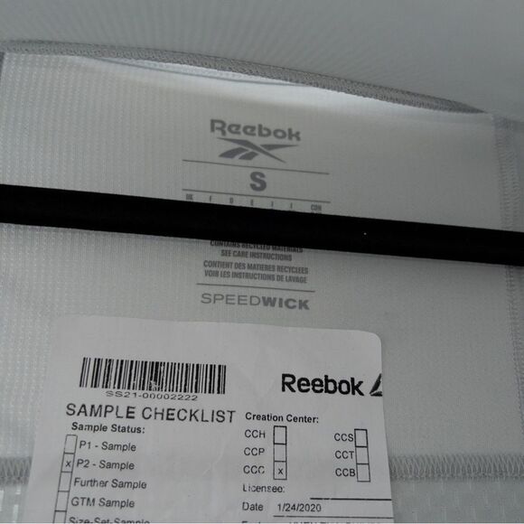 New Reebok Gray Sample Athleisure RE Short Sleeve Tee Size Small - Picture 4 of 5